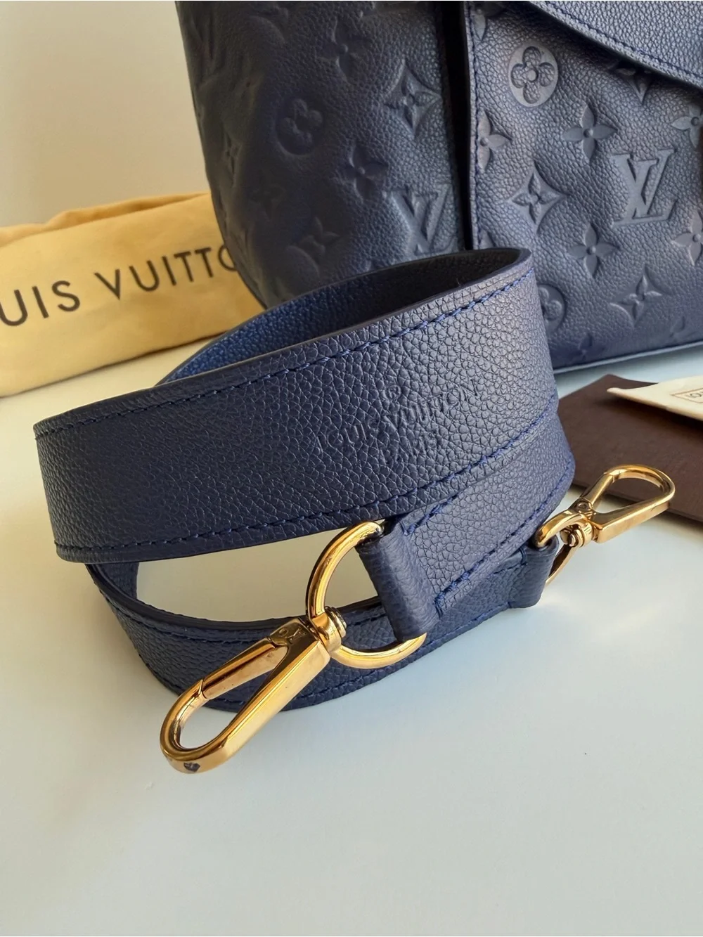 Authentic Louis Vuitton Hobo Métis Celeste Blue Empreinte Leather 2 Way Handbag
